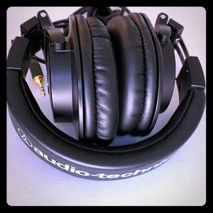 Audio Technica ATH-M30x Professional Headphone